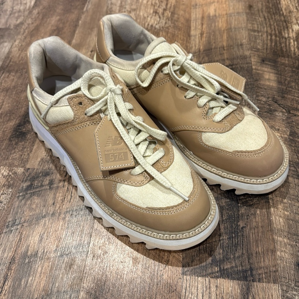 Size 8 US / 41.5 EU shoes - New Balance Tokyo Design Studio - Toast